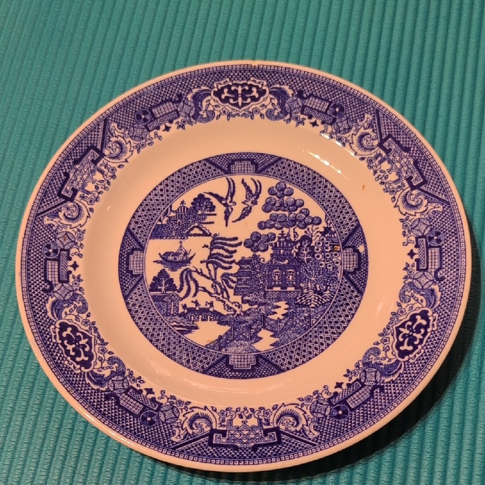 Vintage Willow Ware Royal China Dinner Plate